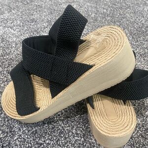 Womens sandles